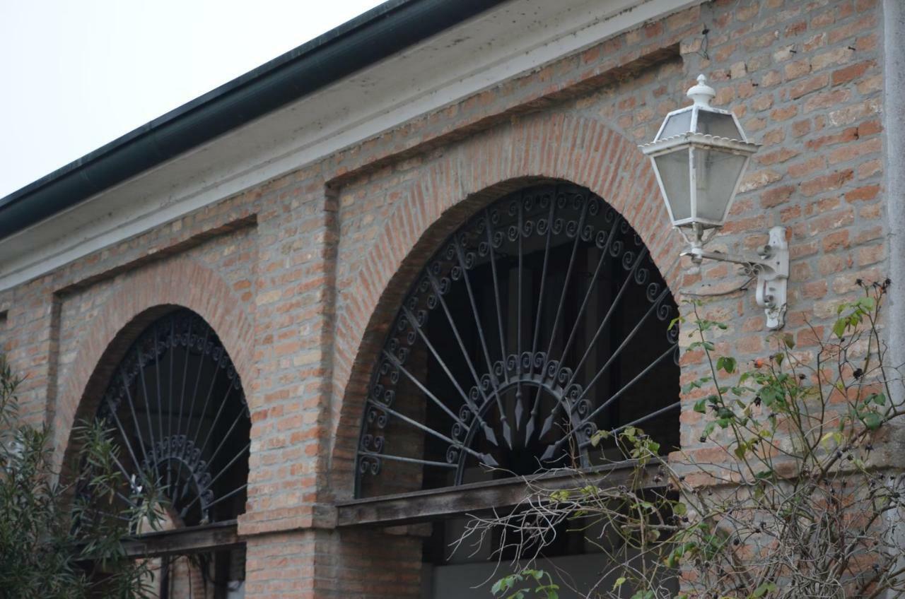 Agriturismo Cipolli E Podo Corte Carlini Мантуя Экстерьер фото